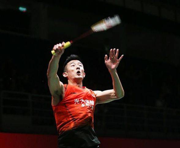 体育西甲：瓦伦西亚客场2-1塞维利亚 取得新赛季开门红