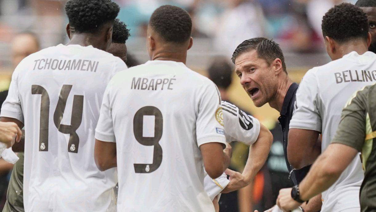 欧洲金靴积分排行：萨拉赫54分领跑，莱万、雷特吉第二.